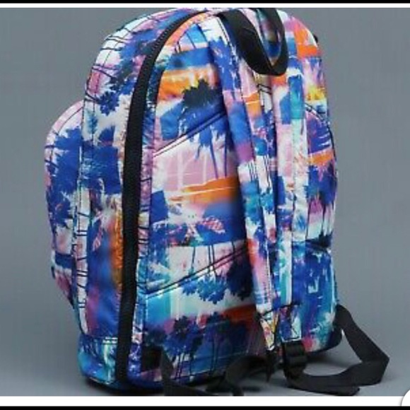 Kipling large expandable knapsack - Picture 8 of 9